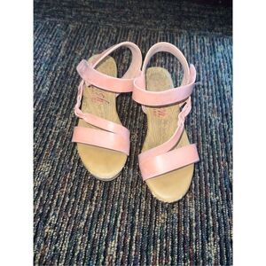 Girls Blowfish Blush Wedge Sandal (2)